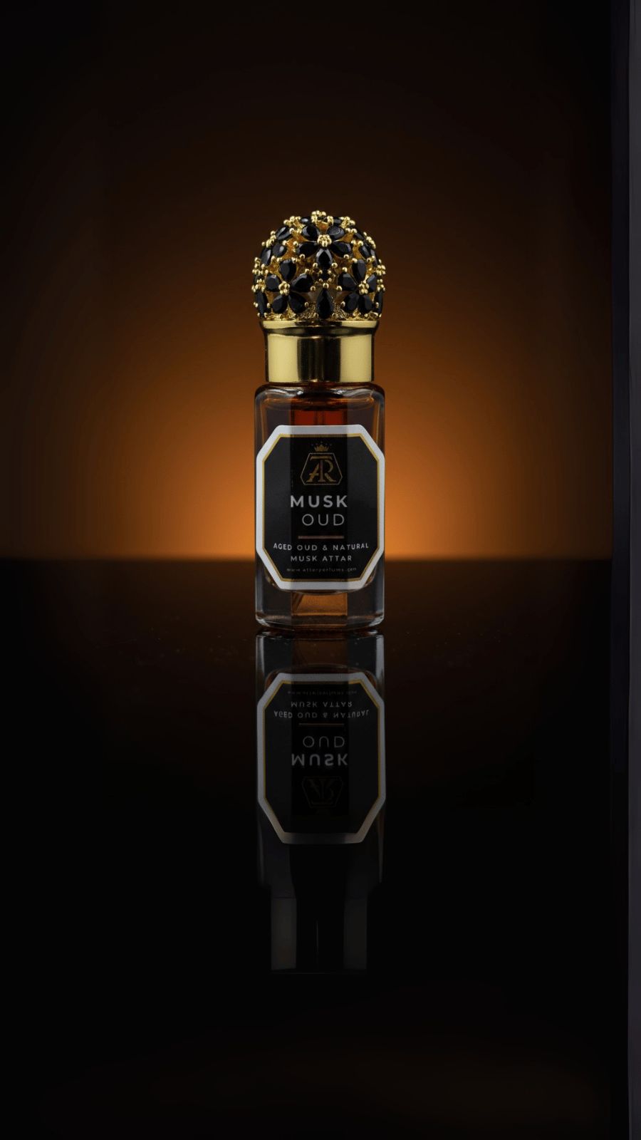 Musk Oud – Aged Oud & Natural Musk Attar