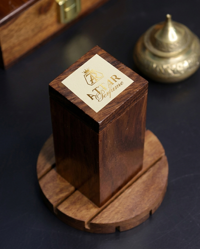 Malaysian King Oud — product photograph 02